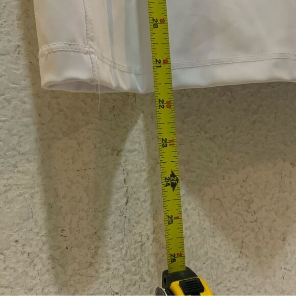 LIV Golf polo WOMEN'S SPORTY POLO NWT - Picture 10 of 11